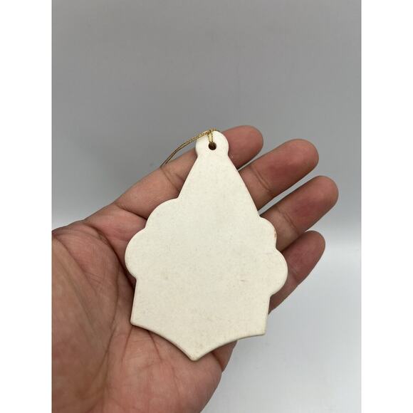 Vintage 1987 AVON Porcelain Ornament Merry Christmas Dad EXCELLENT CONDITIONI' - Picture 2 of 2